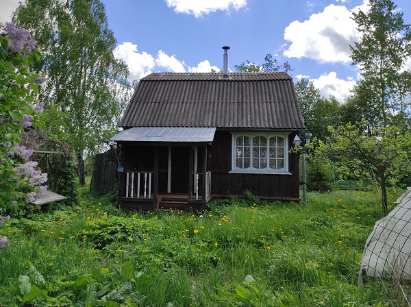 Продажа дачного дома в селе Ильинское по Новорижскому шоссе СНТ Ильинское Волоколамского района и участком 9.6 соток.